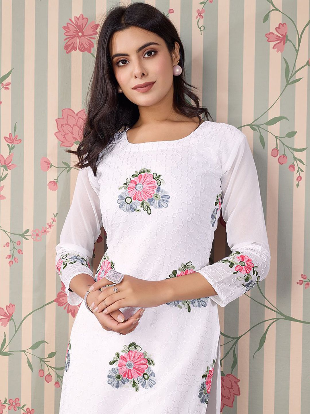 Ode by House of Pataudi Floral Embroidered Thread Work Floral Georgette Straight Kurta - Distacart