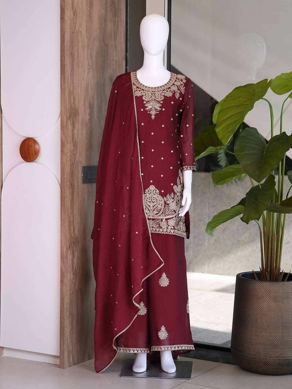 Teeya Creation New Latest Stylish Kurta Palazzo Set - Red - Dista