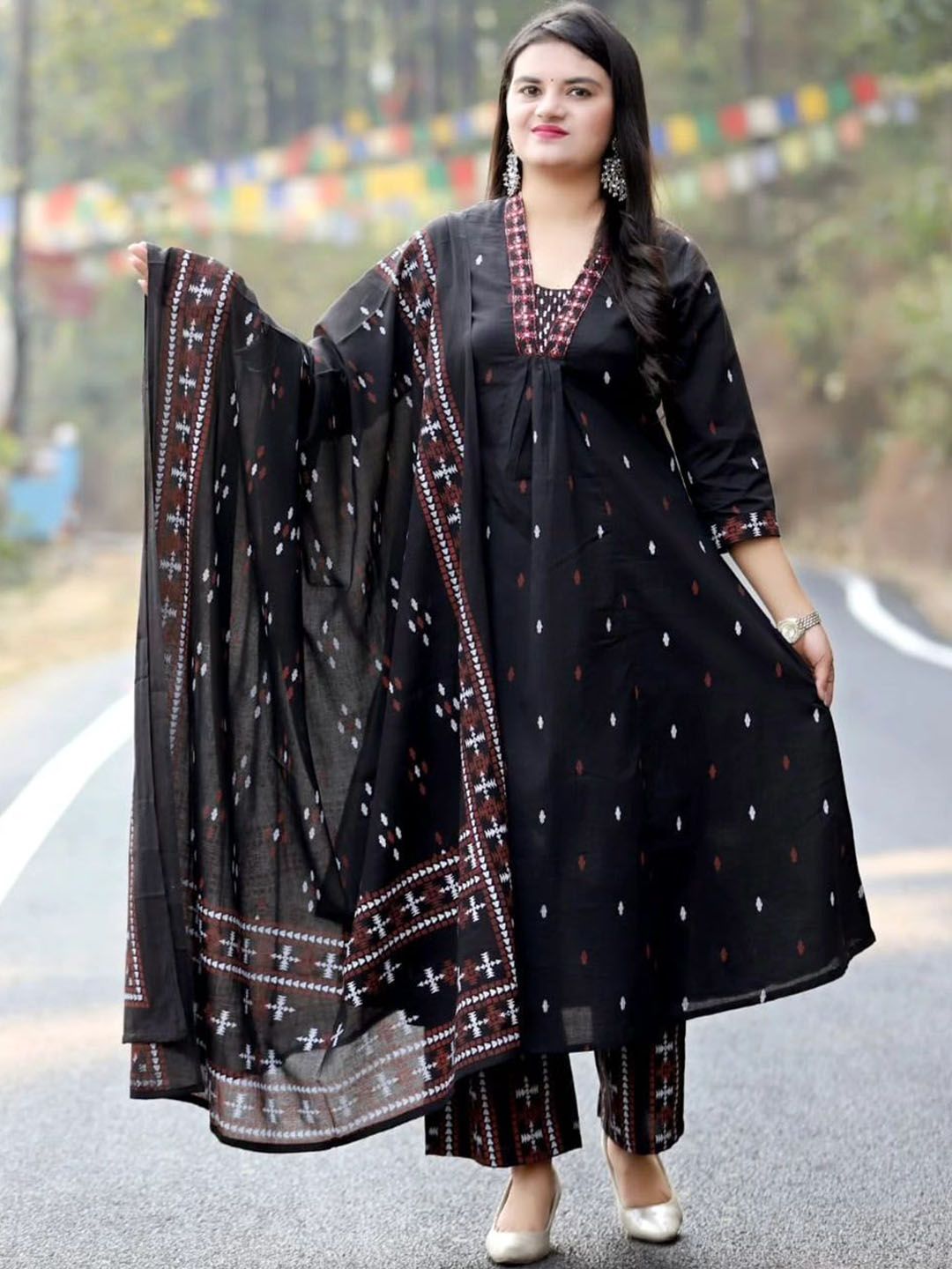 Kalini Women Floral Embroidered Regular Thread Work Kurta with Palazzos & With Dupatta - Distacart