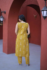 Thumbnail for Teeya Creation Womens New Trendy Summer War Printed Cotton Gown Set-Yellow - Dista