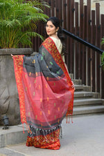 Thumbnail for Qwv8XOiLqy