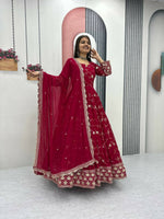 Thumbnail for Teeya Creation Womens New Heavy Fox Georgette Fabric With Heavy Embroidery Wrok Kurta Set - Dista