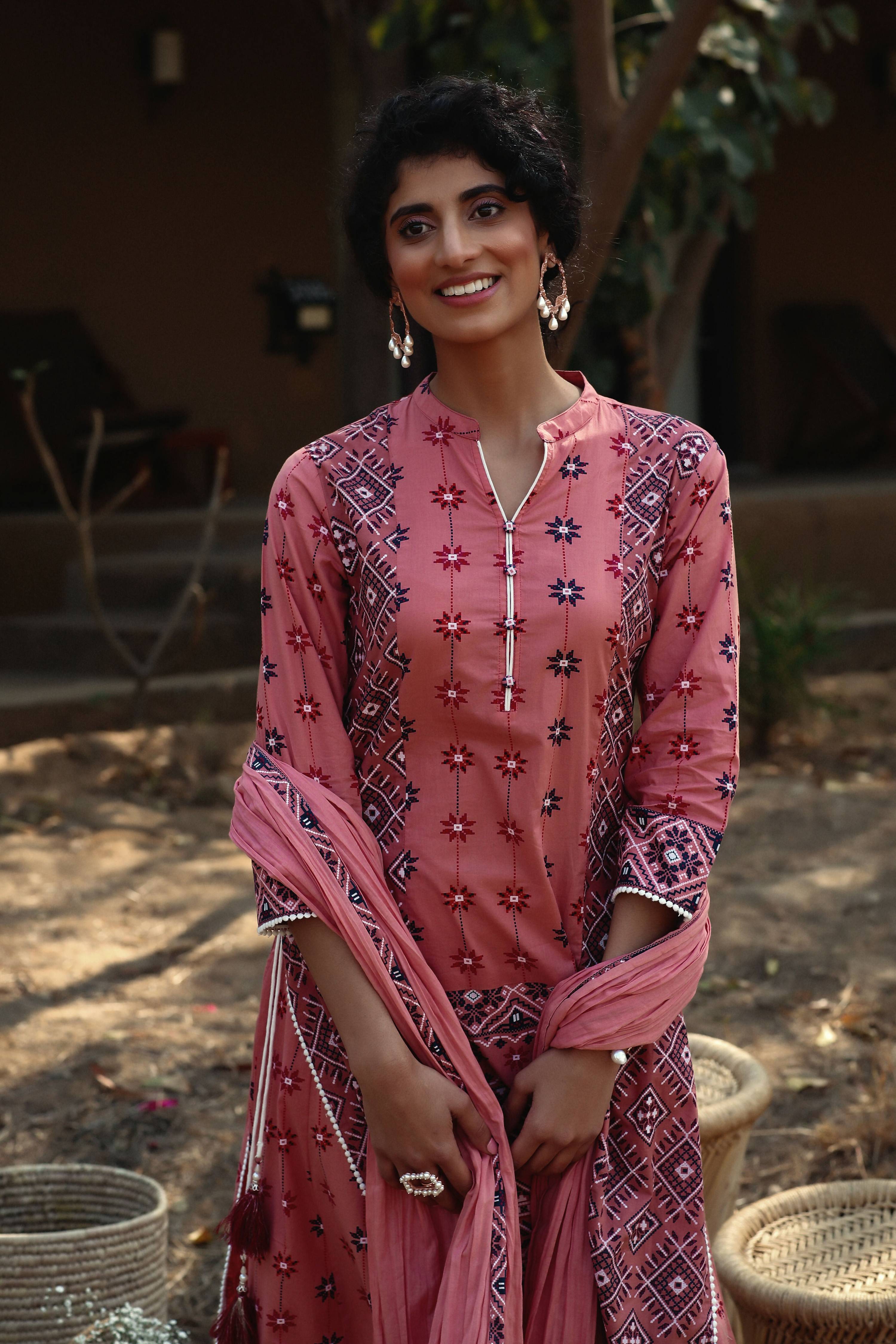 Juniper Peach Geometric Printed Pure Cotton Kurta & Palazzo Set with Lace Work - Distacart