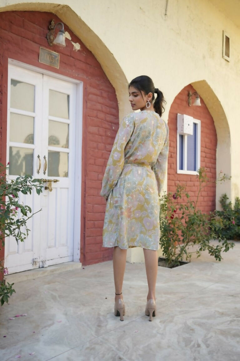 Buy Vaasva Women Green Muslin Floral Printed Knee Length Dress Online At Low Price Buy Vaasva Women Green Muslin Floral Printed Knee Length Dress Online At Low Price