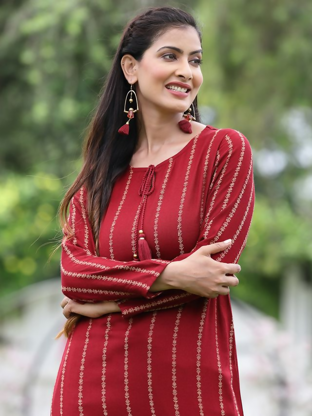 Juniper Maroon Ethnic Motif Printed Acrylic Straight Kurta. - Distacart