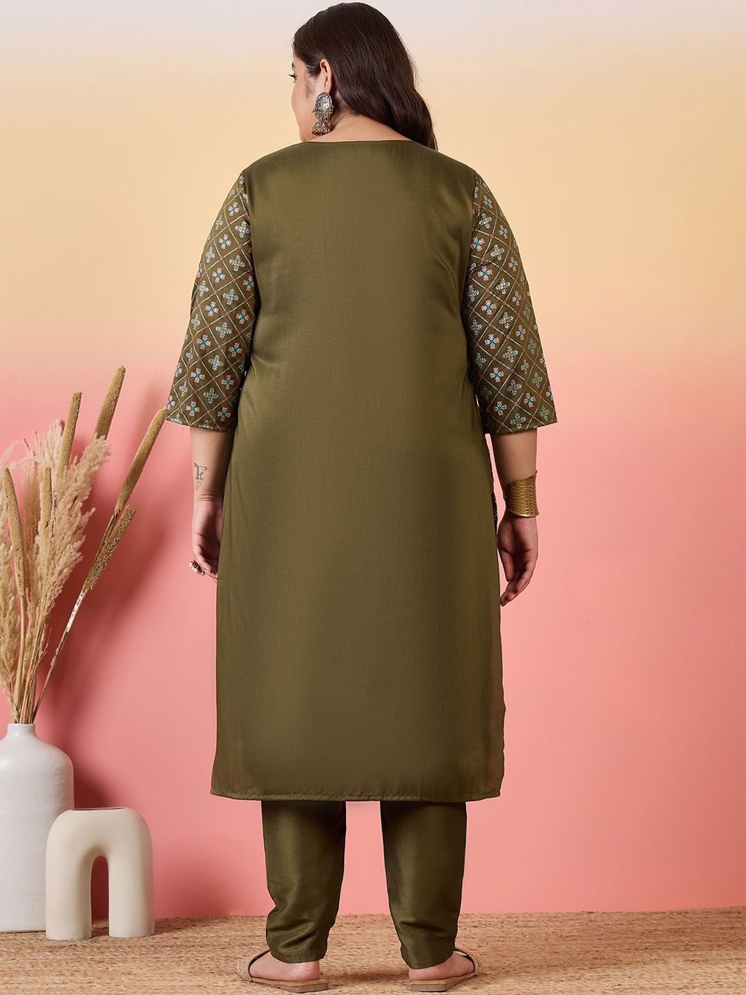 Sztori Women Floral Printed Regular Kurta with Trousers