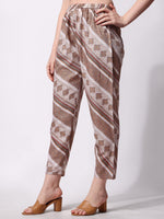 Thumbnail for Nayra Cut Embroidered Kurta With Pant And Dupatta Set, Multicolor - Hiral Fashion - Distacart