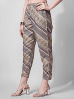 Thumbnail for Nayra Cut Embroidered Kurta With Pant And Dupatta Set, Multicolor - Hiral Fashion - Distacart