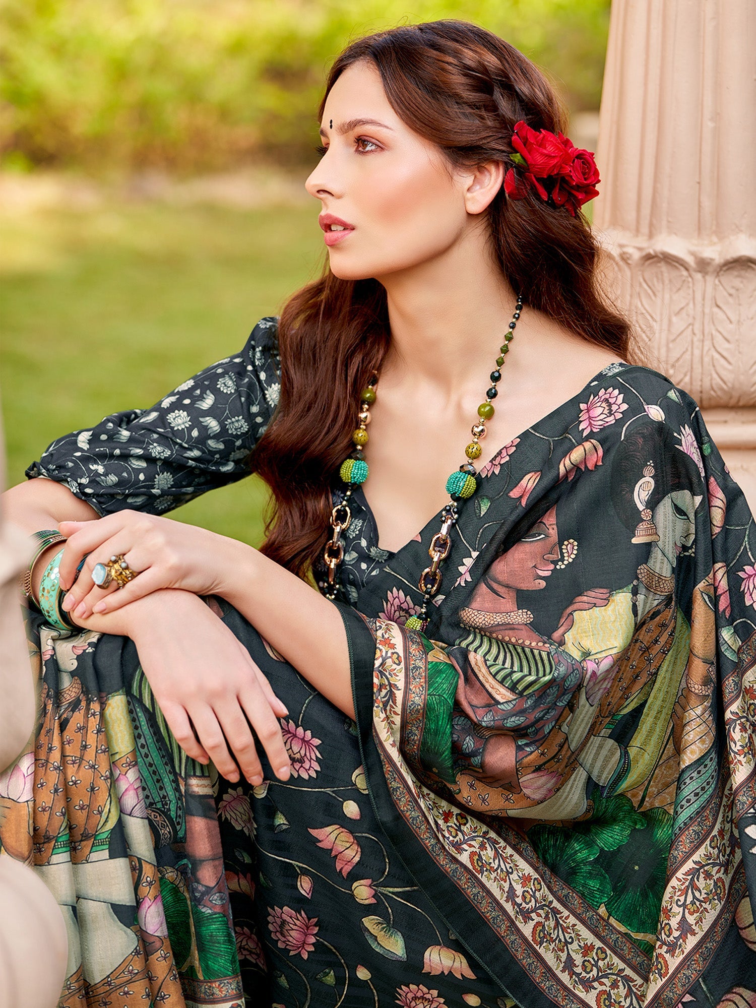 NOZ2TOZ Women's Silk Blend Black Printed Designer Saree With Blouse Piece - Distacart