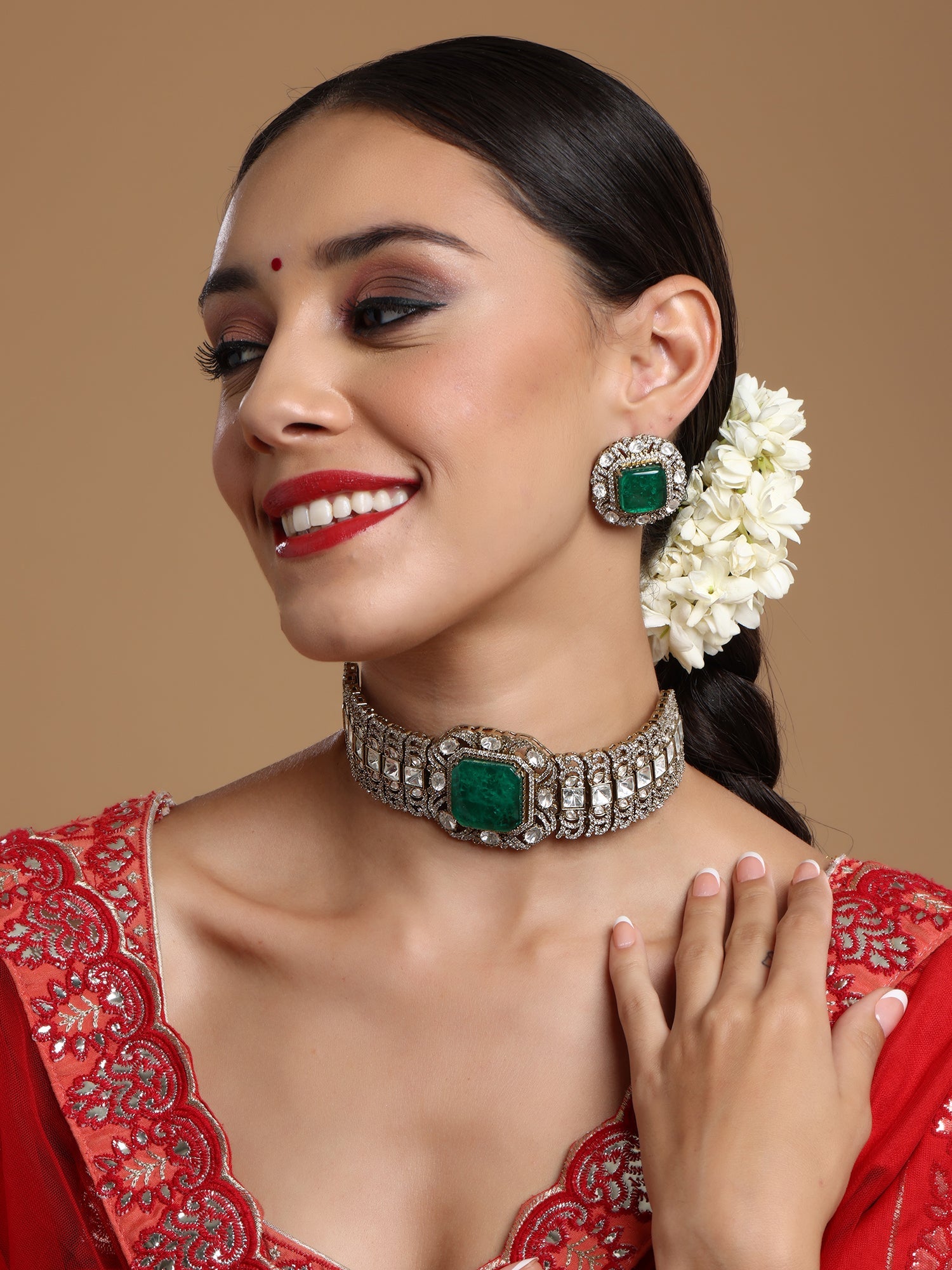 Emerald Stone with Diamonds and Mossainite Choker and Studs - Ruby Raang - Distacart