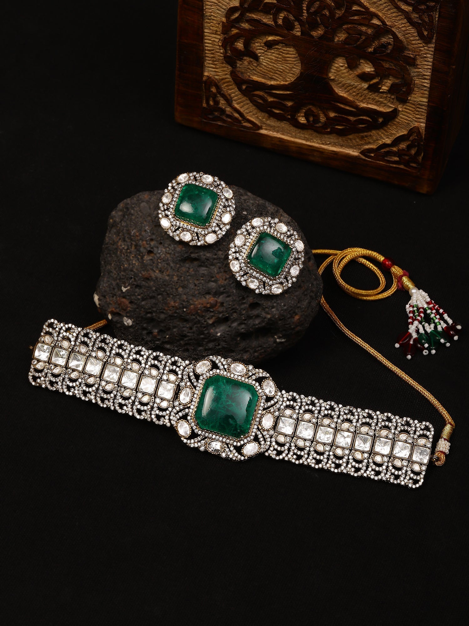 Emerald Stone with Diamonds and Mossainite Choker and Studs - Ruby Raang - Distacart