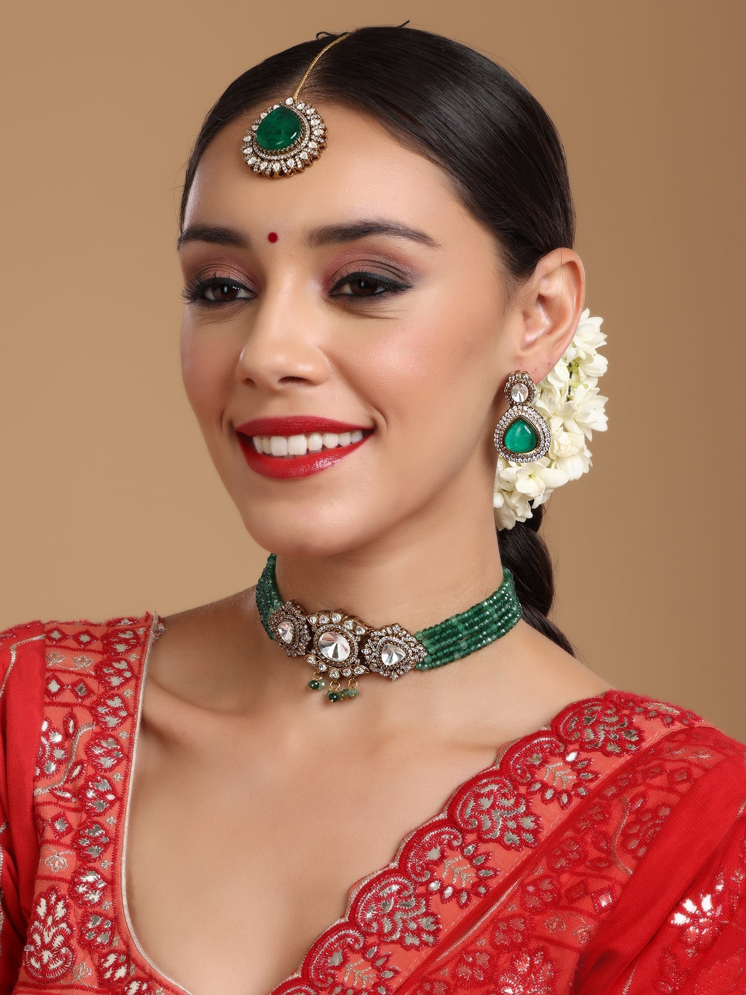 Emerald Stone and Mossainite Kundan in Green Onyx with Matching Earrings and Maang Tikka - Ruby Raang - Distacart