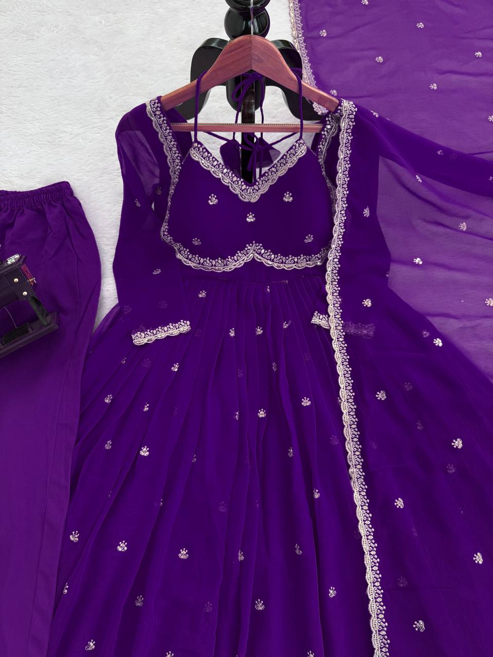 Prazu Fashion Violet Georgette Thread Sequin Anarkali Suit