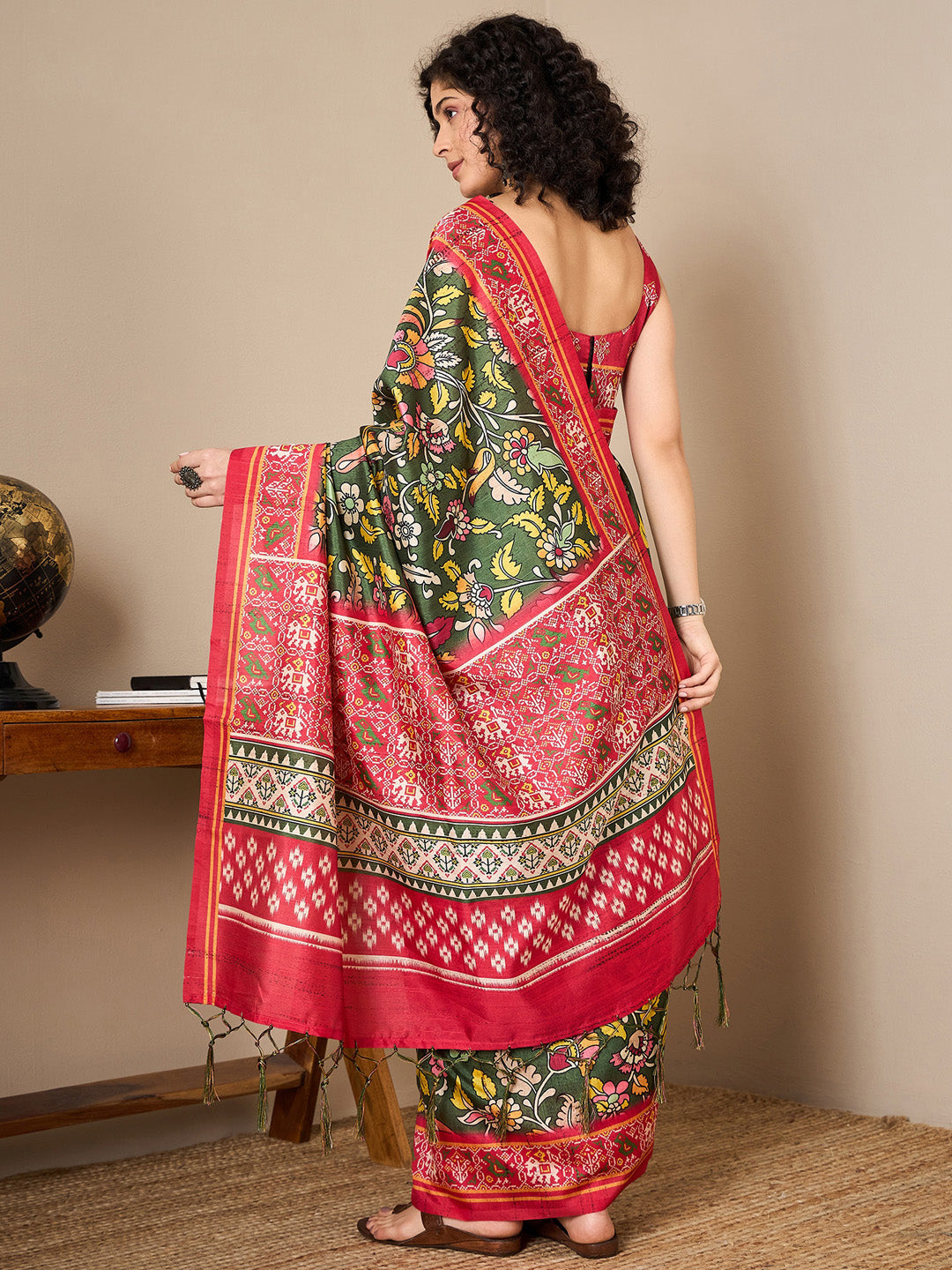 NOZ2TOZ Women's Bhagalpuri Silk Red Printed Ready to Wear With Blouse Piece - Distacart