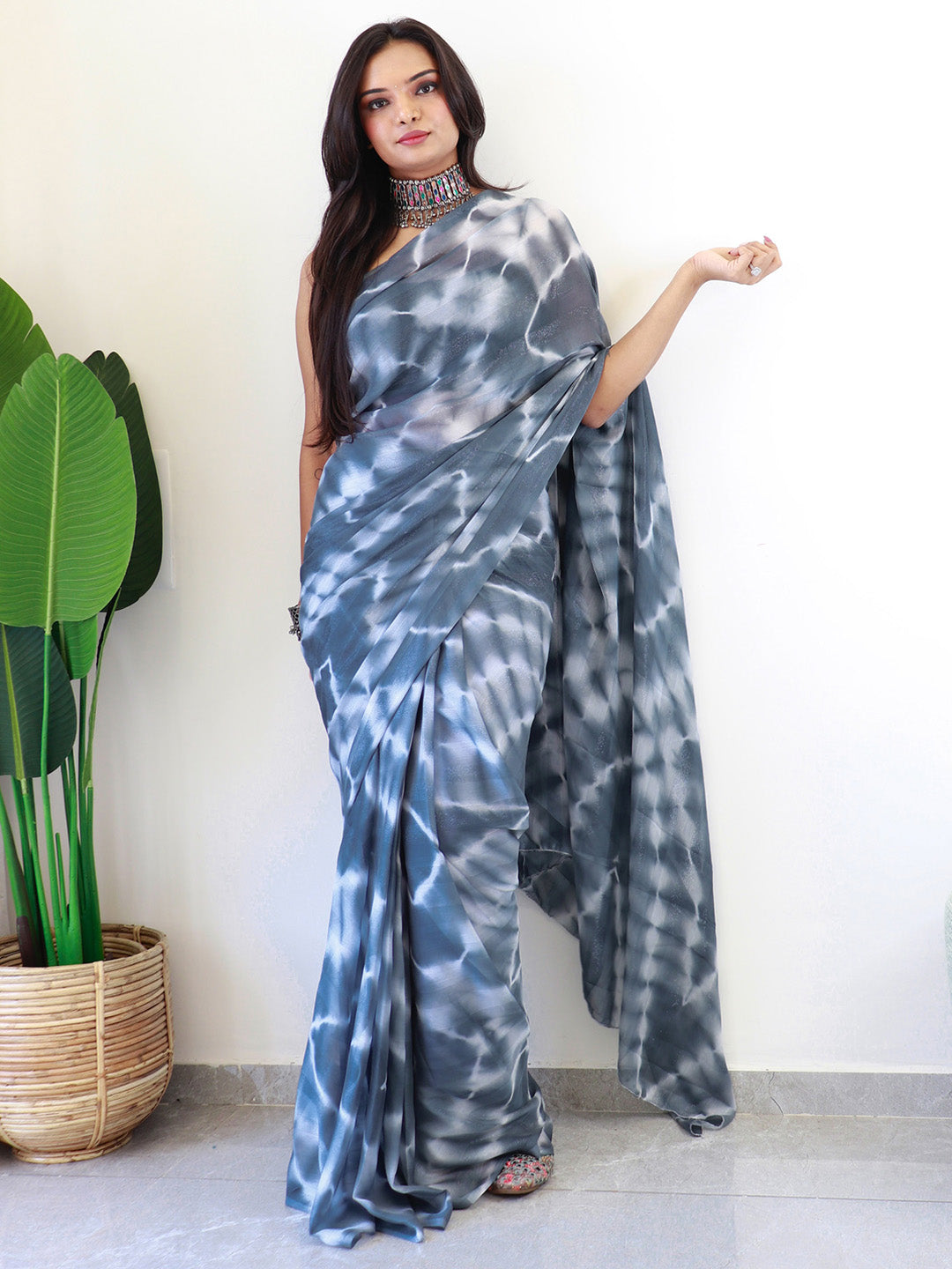 NOZ2TOZ Women's Georgette Grey Printed Ready to Wear With Blouse Piece - Distacart