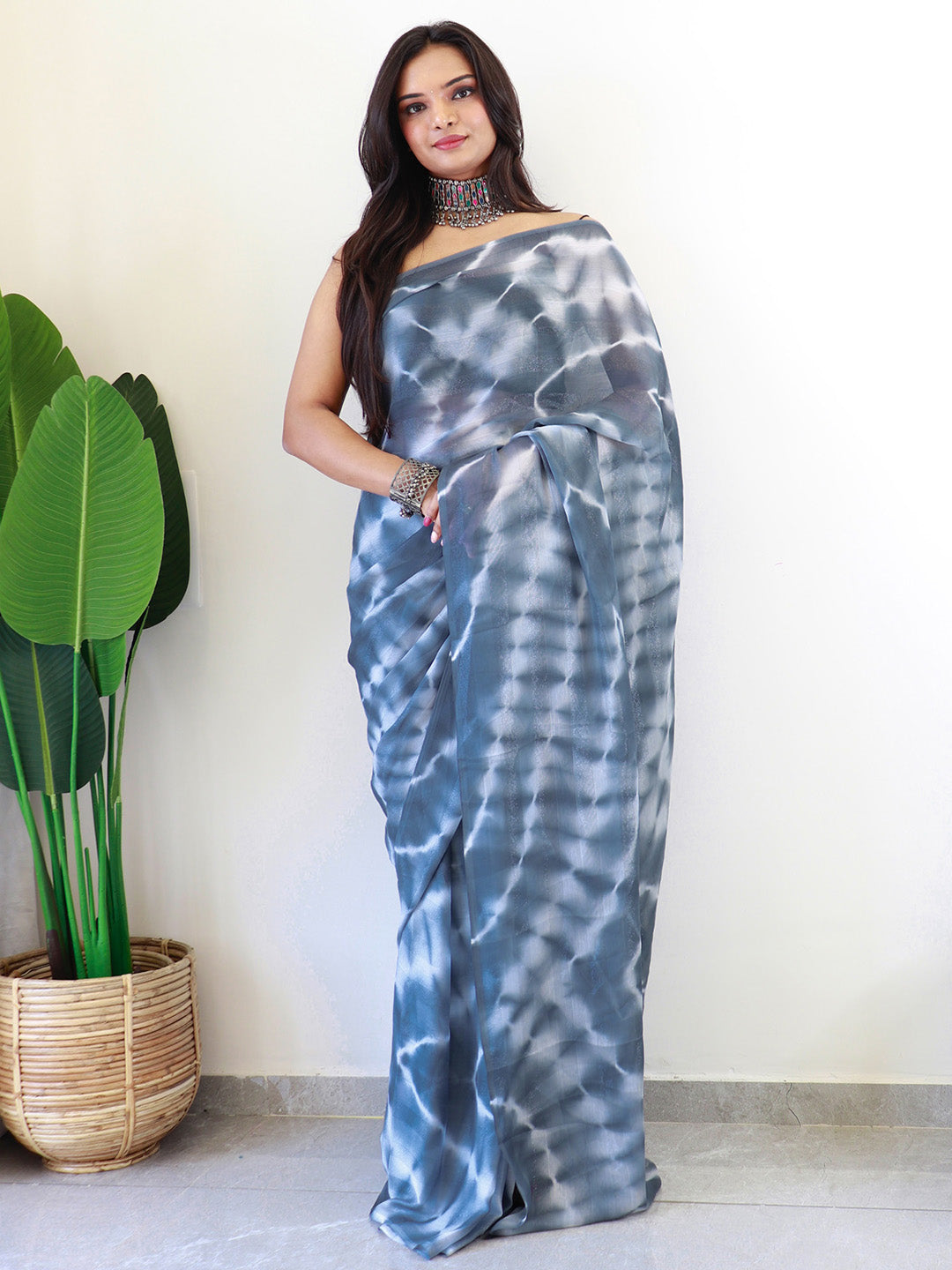 NOZ2TOZ Women's Georgette Grey Printed Ready to Wear With Blouse Piece - Distacart