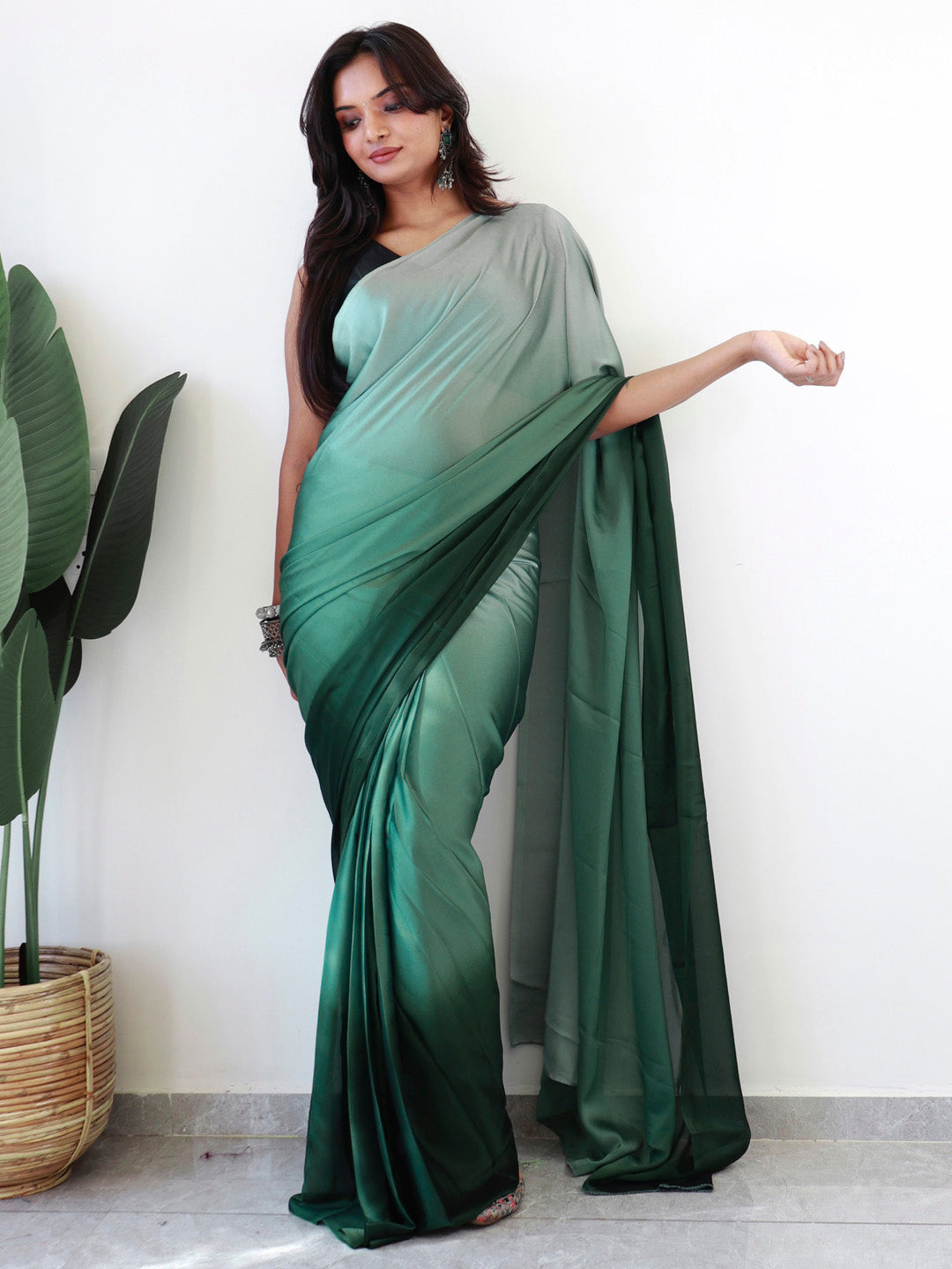 NOZ2TOZ Women's Georgette Printed Ready to Wear With Blouse Piece - Green - Distacart