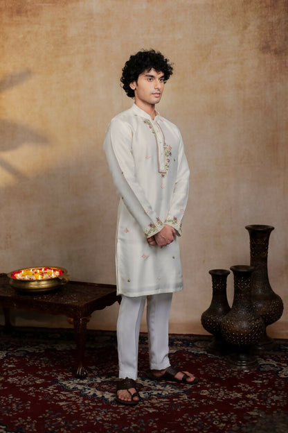 Falling Raw Silk Off White Geometric Symphony Kurta Set By Hilo Design - Distacart