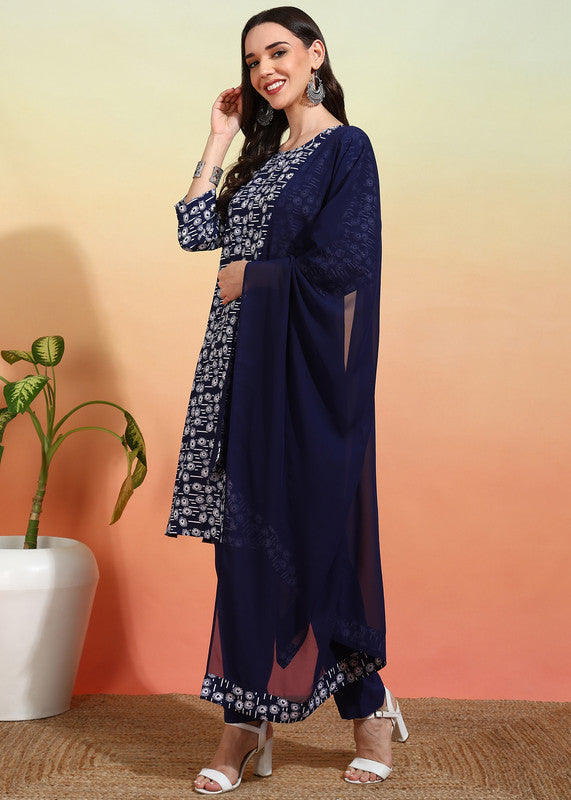 Malishka Women's Navy Crepe Printed Straight Kurta Pant With Dupatta - Navy Blue - Distacart