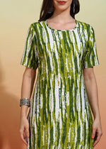 Thumbnail for Malishka Women's Green Crepe Printed Straight Kurta Pant With Dupatta - Green & White - Distacart