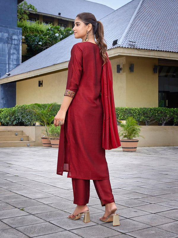 Malishka Women's Silk Blend Solid Straight Kurta Pant With Dupatta - Red - Distacart