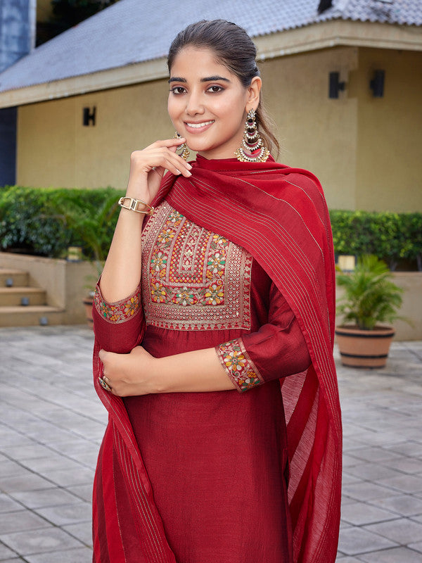 Malishka Women's Silk Blend Solid Straight Kurta Pant With Dupatta - Red - Distacart