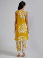 Thumbnail for Malishka Women's Printed Flared Kurta With Pant Set - Yellow - Distacart