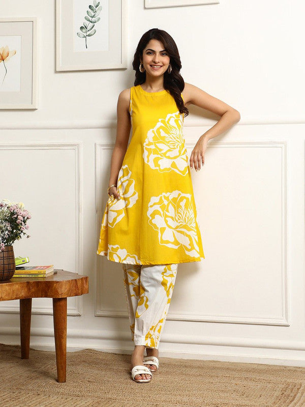 Malishka Women's Printed Flared Kurta With Pant Set - Yellow - Distacart