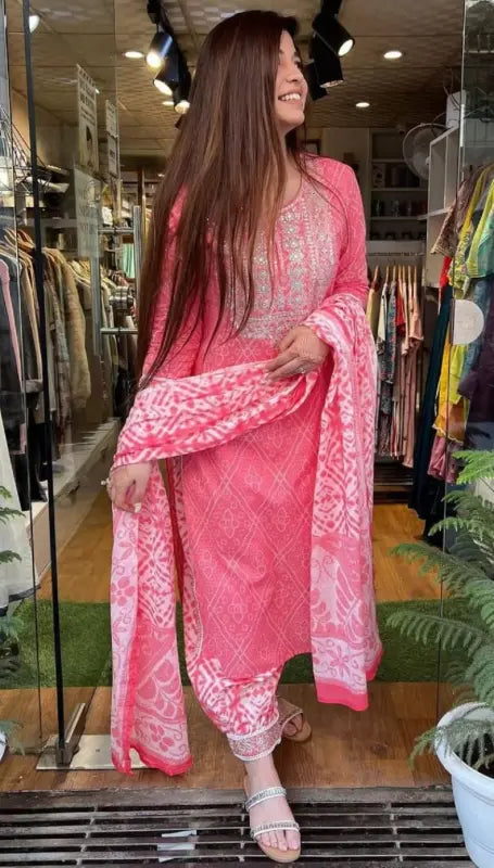 Malishka Women's Pink Cotton Bandhani Printed & Embroidery Kurta Set With Dupatta - Distacart