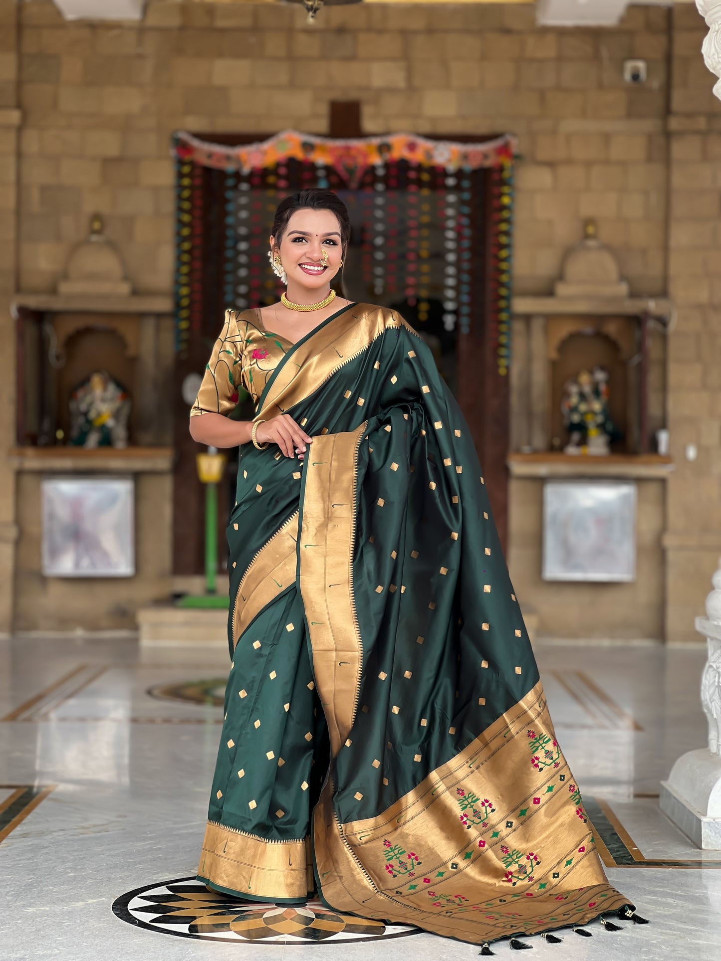 Vedant Vastram Soft Litchi Silk Paithani Jacquard Saree - Green - Dista