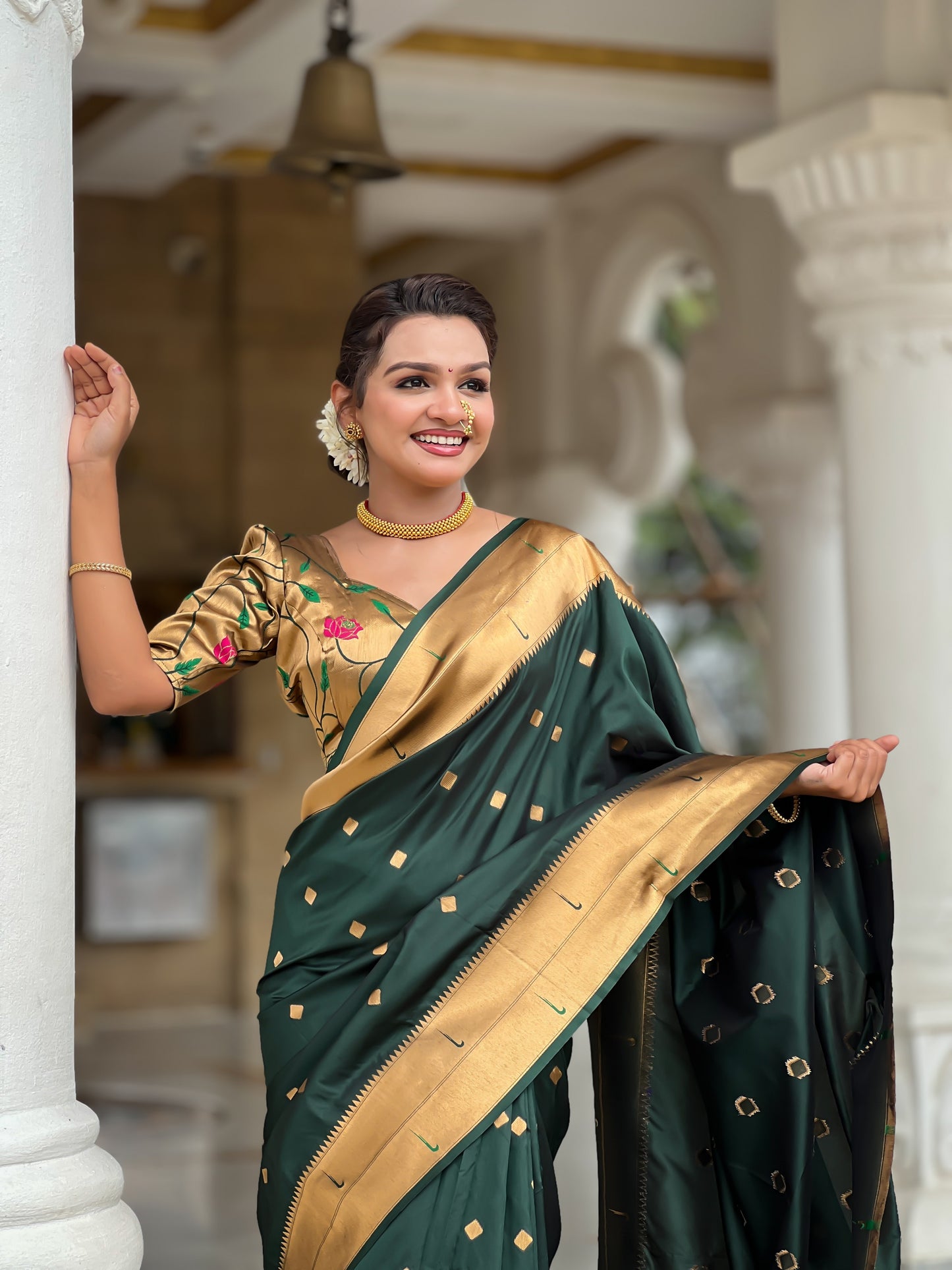 Vedant Vastram Soft Litchi Silk Paithani Jacquard Saree - Green - Dista