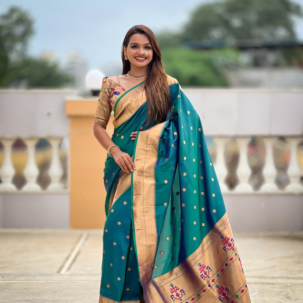 Vedant Vastram Soft Litchi Silk Paithani Jacquard Saree - Rama - Dista