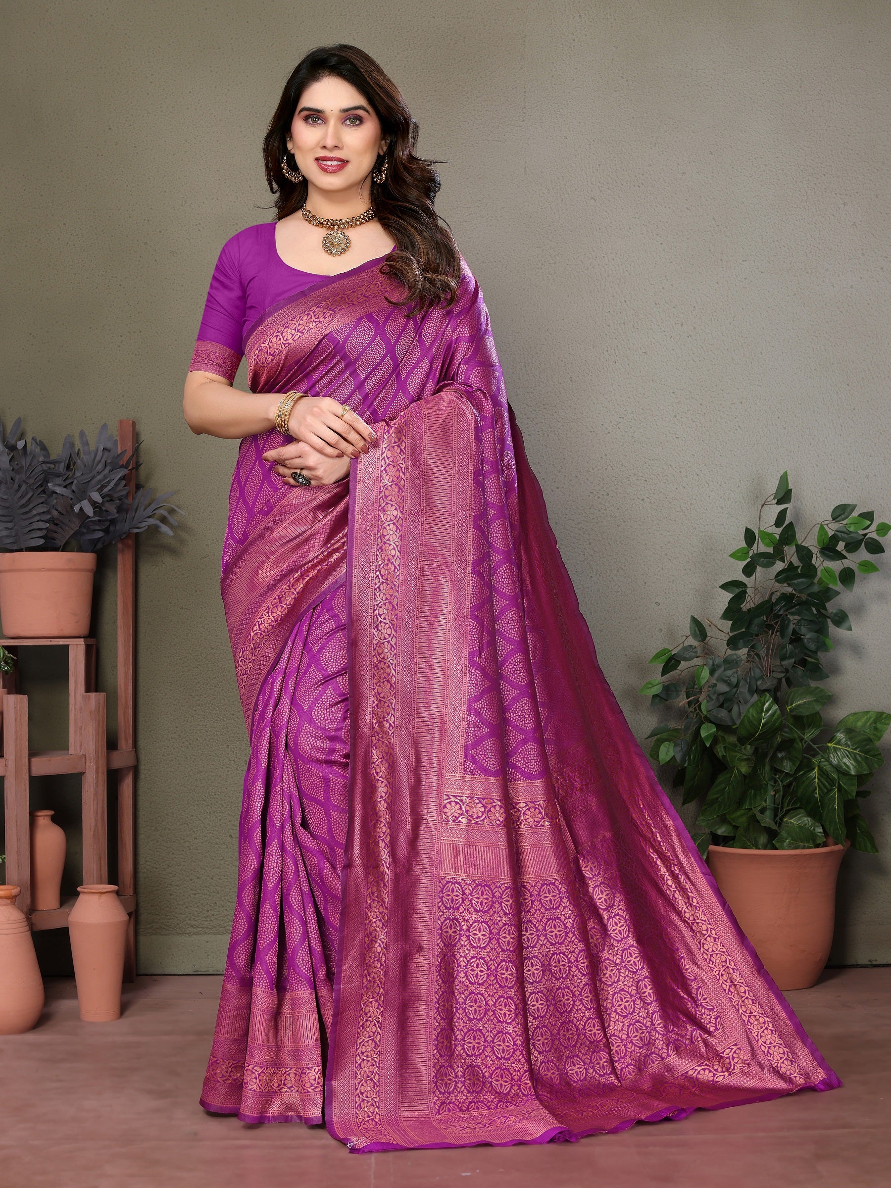 Vedant Vastram Litchi Silk Banarasi Silk Saree - Purple - Distacart