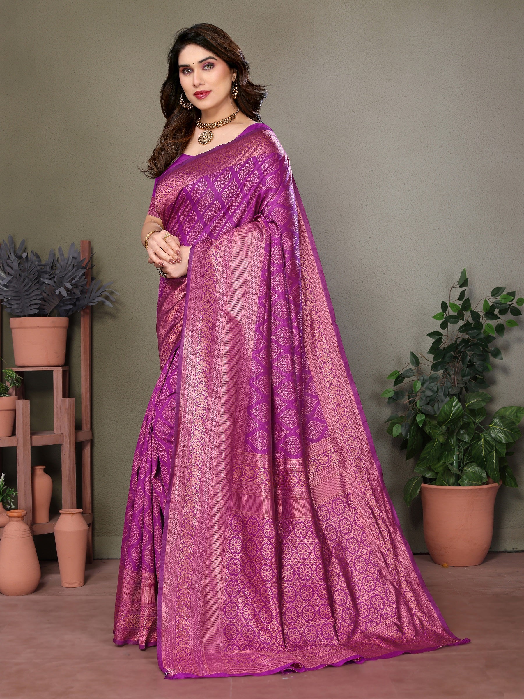 Vedant Vastram Litchi Silk Banarasi Silk Saree - Purple - Distacart
