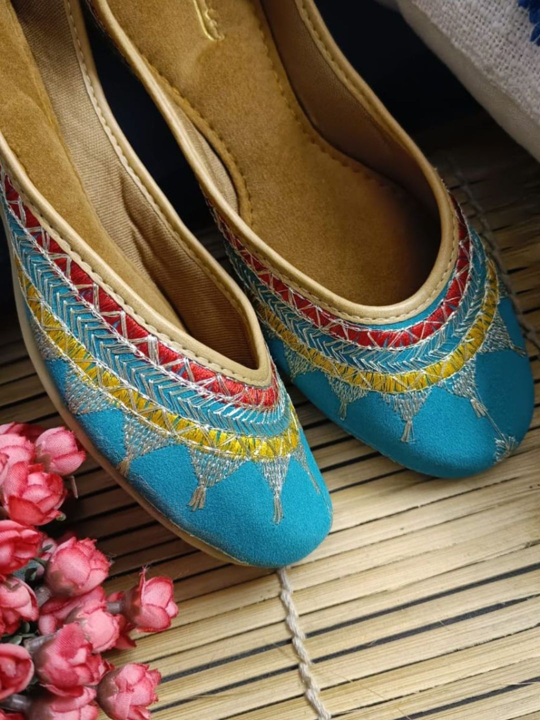 Desi Colour Women Indian Ethnic Footwear-Embroidered Sea Green Zari - Distacart