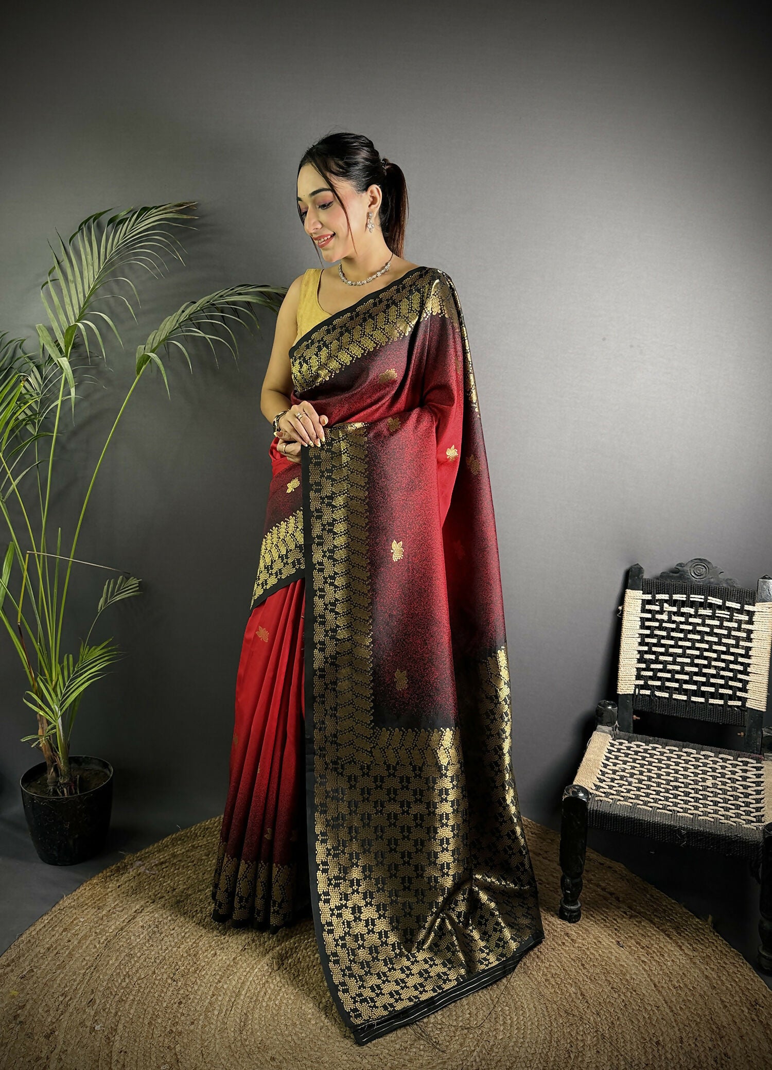 Joban Fashion Red Handloom Silk Ikkat Saree