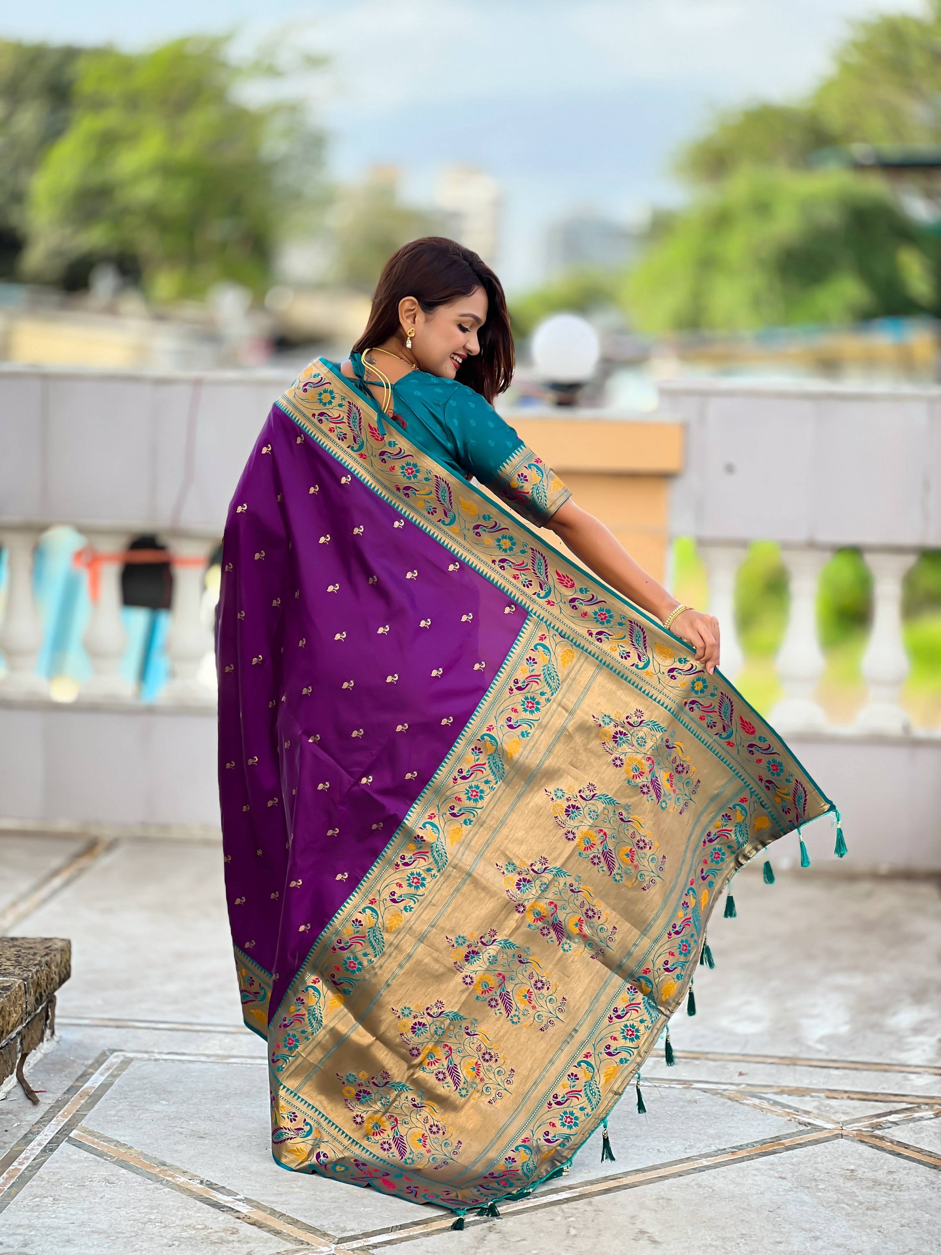 Vedant Vastram Soft Litchi Silk Paithani Jacquard Saree - Violet - Dista