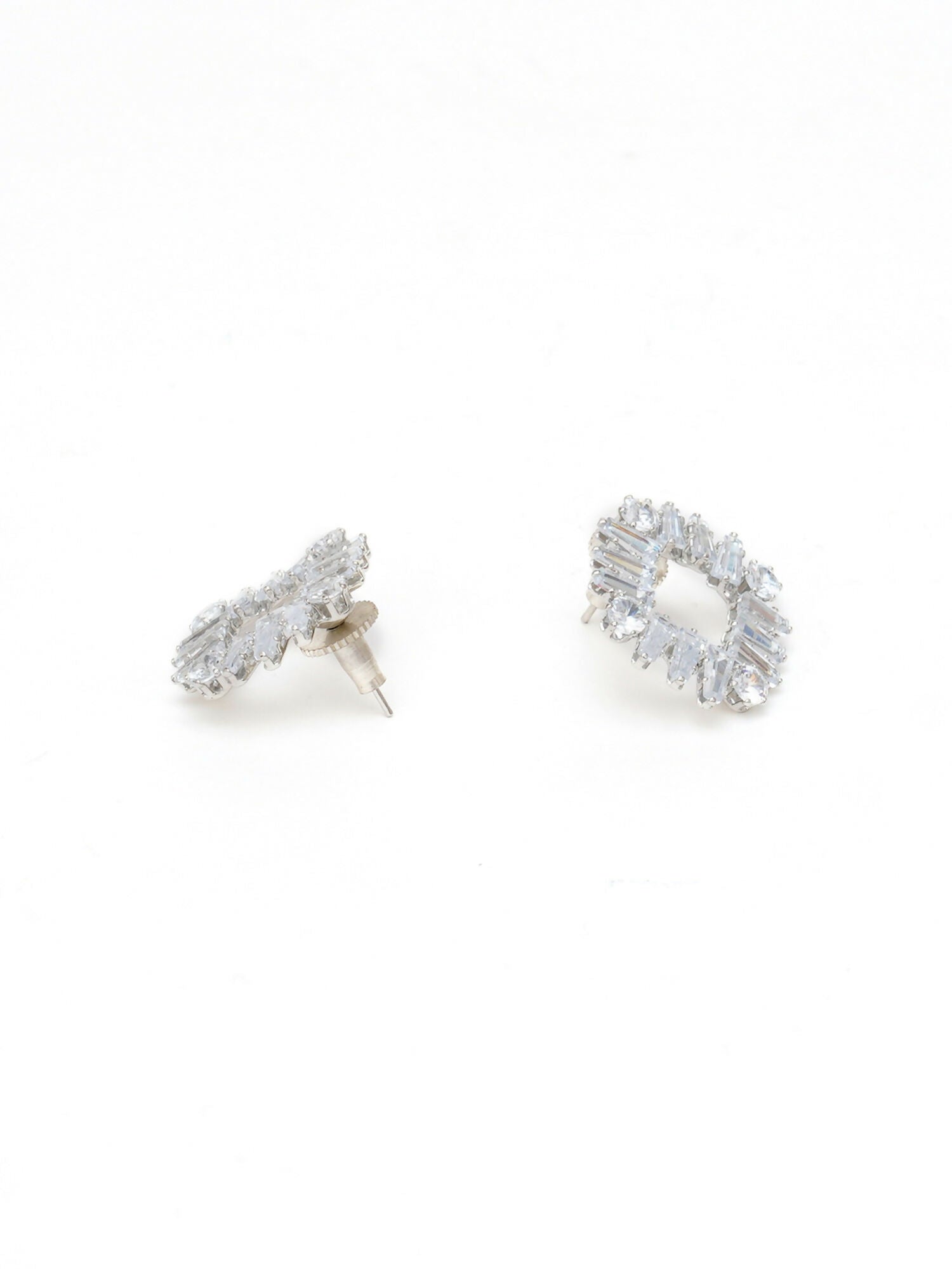 stone stud (white) - Ruby Raang - Distacart