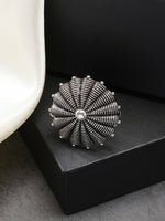 Thumbnail for NVR Women's Silver-Toned Floral Shape Adjustable Finger Ring - Distacart