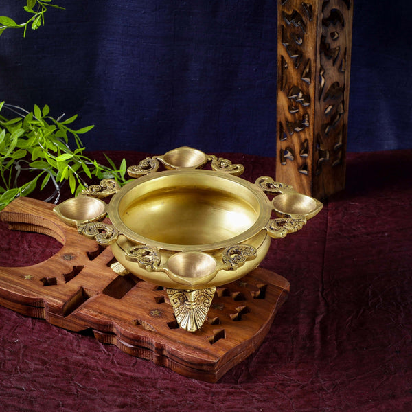 Sri Rudra Urli (SR 02320) - Distacart