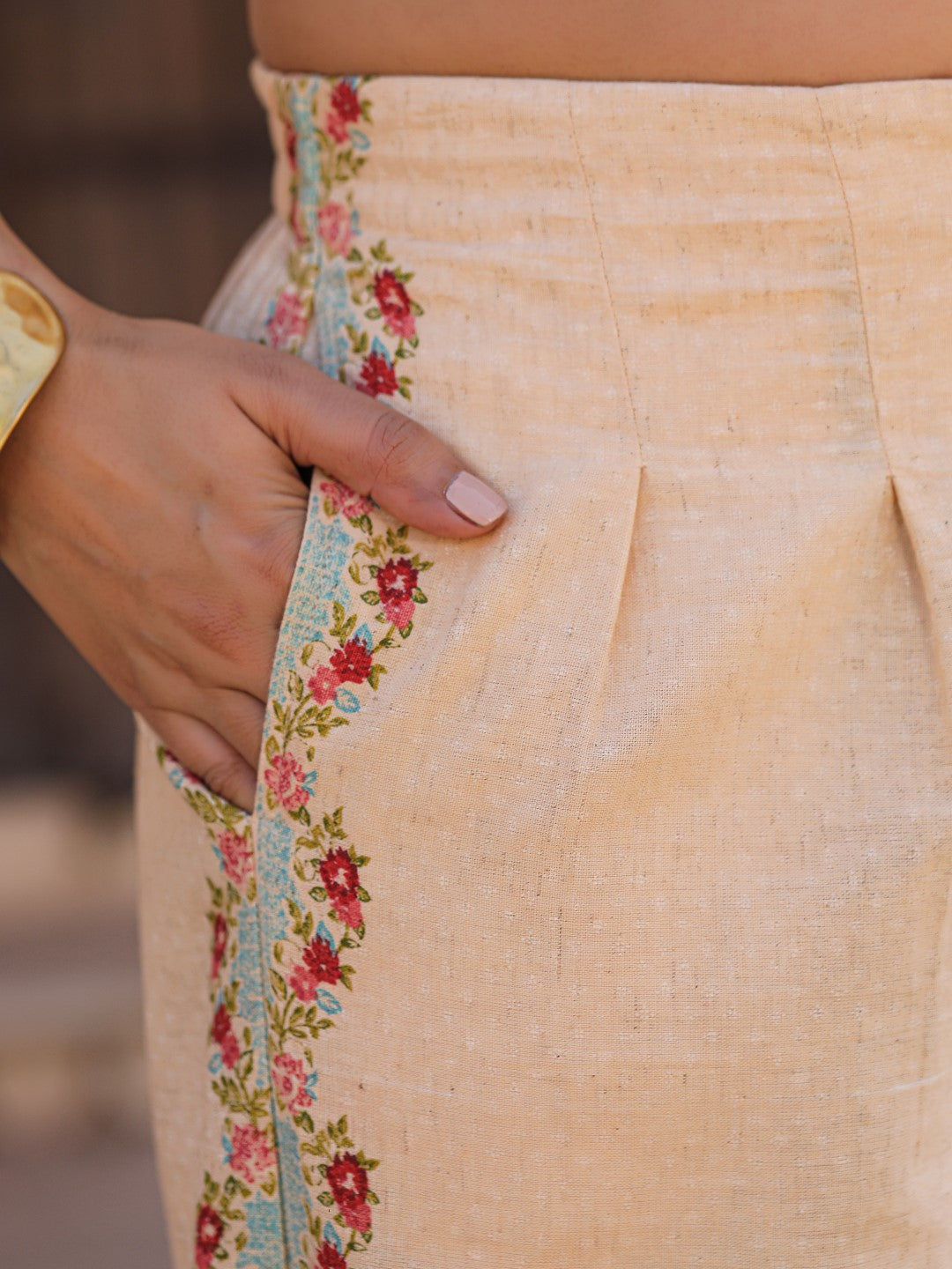 Juniper Beige Floral Printed Pure Cotton Crop Top & Pants With Thread Work Embroidery - Distacart