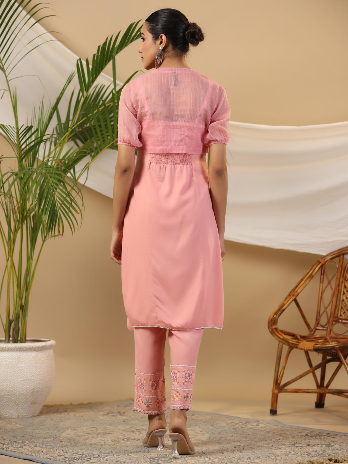 Juniper Women's Peach Geometric Printed Rayon Kurta Pants & Jacket With Sequins Work - Distacart