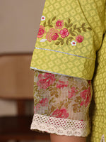 Thumbnail for Juniper Women's The Madhubala Lime Green Floral Printed Plus Size Kurta Set - Distacart