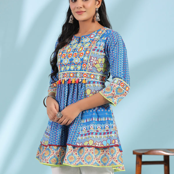 Juniper The Sujani Blue Floral Printed Pure Cotton Tunic With Thread Work - Distacart