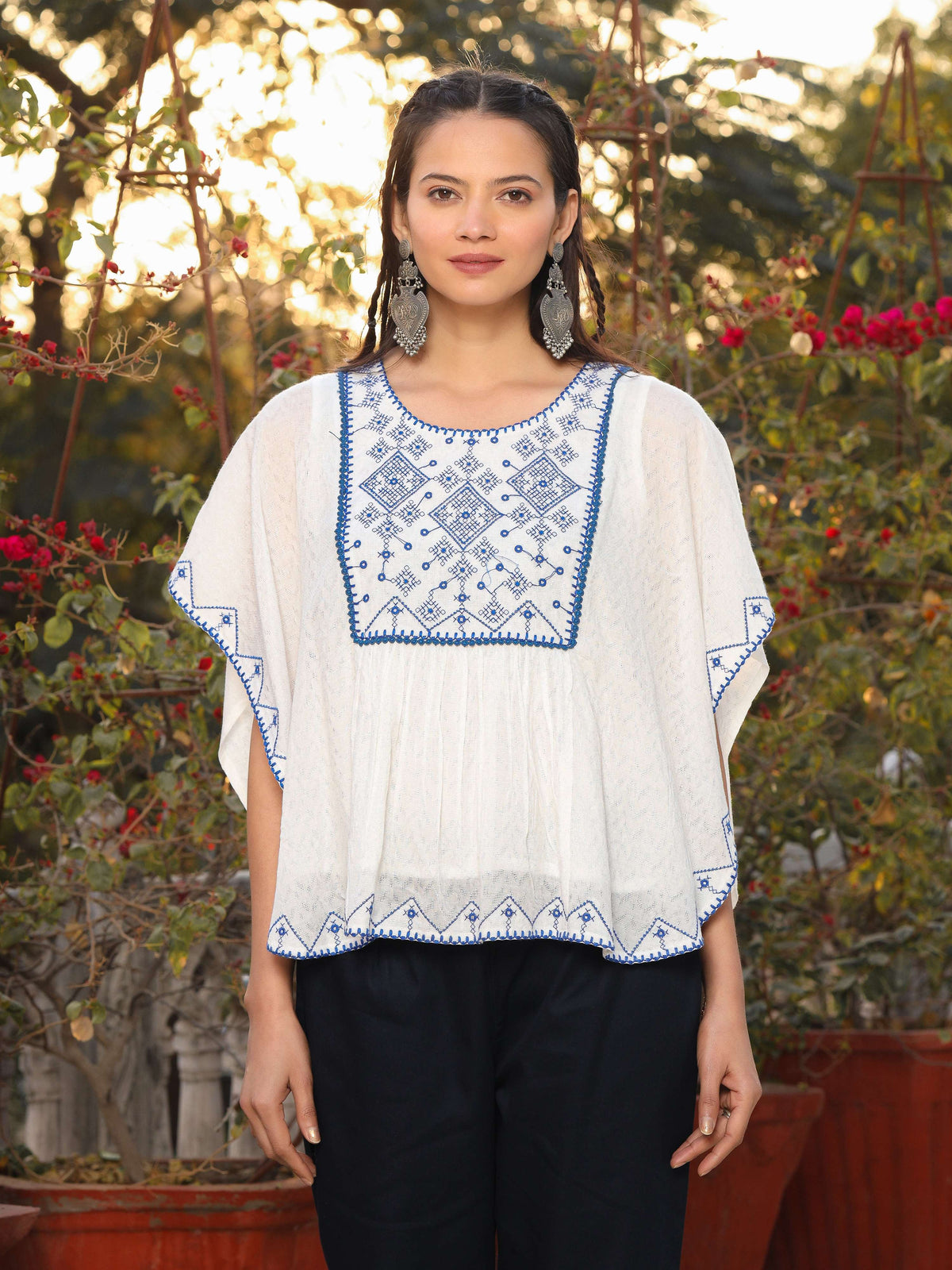 Juniper Women White Viscose Dobby Embroidered Tunic - Distacart