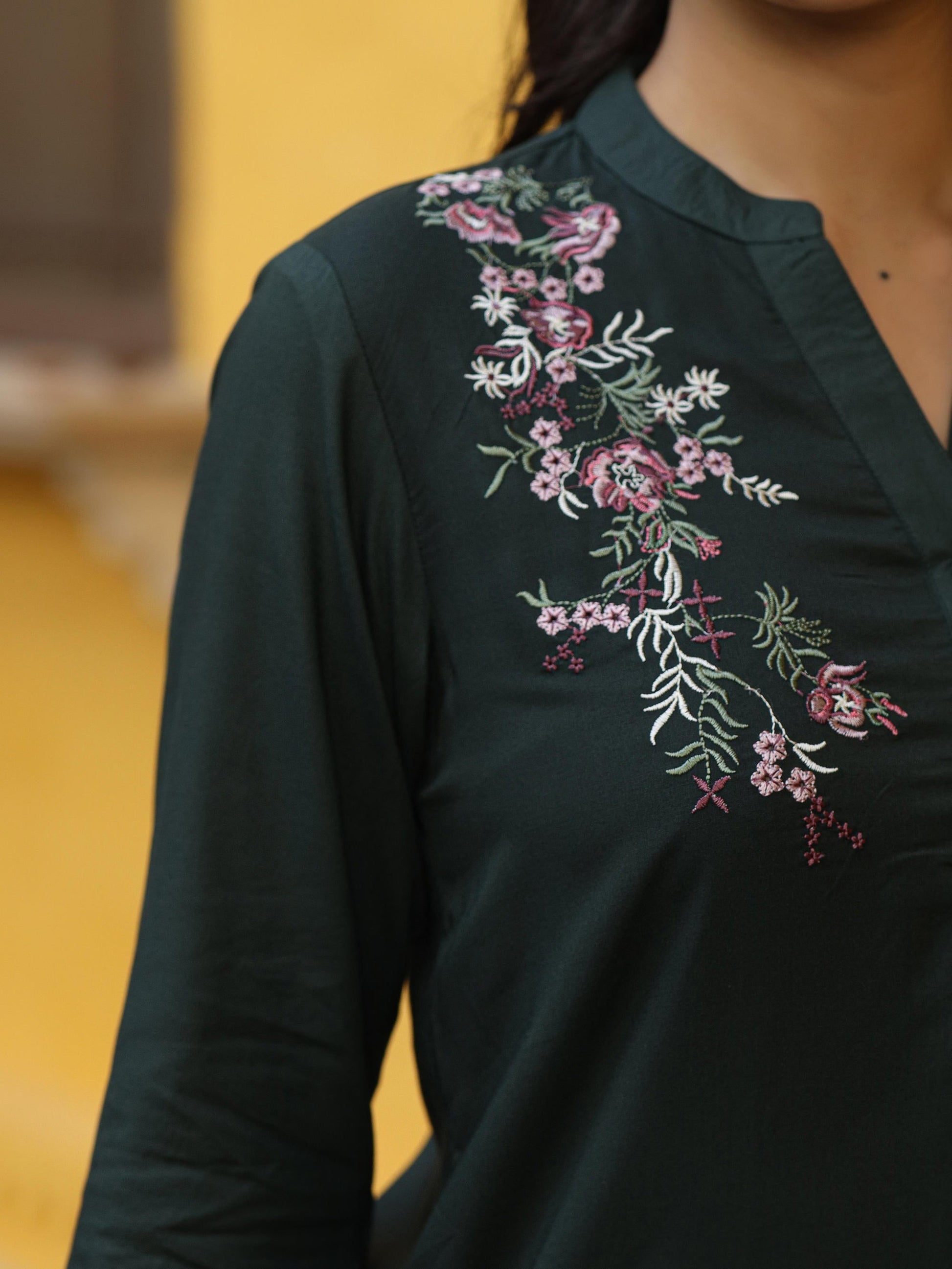 Juniper Women's Green Modal Rayon Embroidered Tunic - Distacart