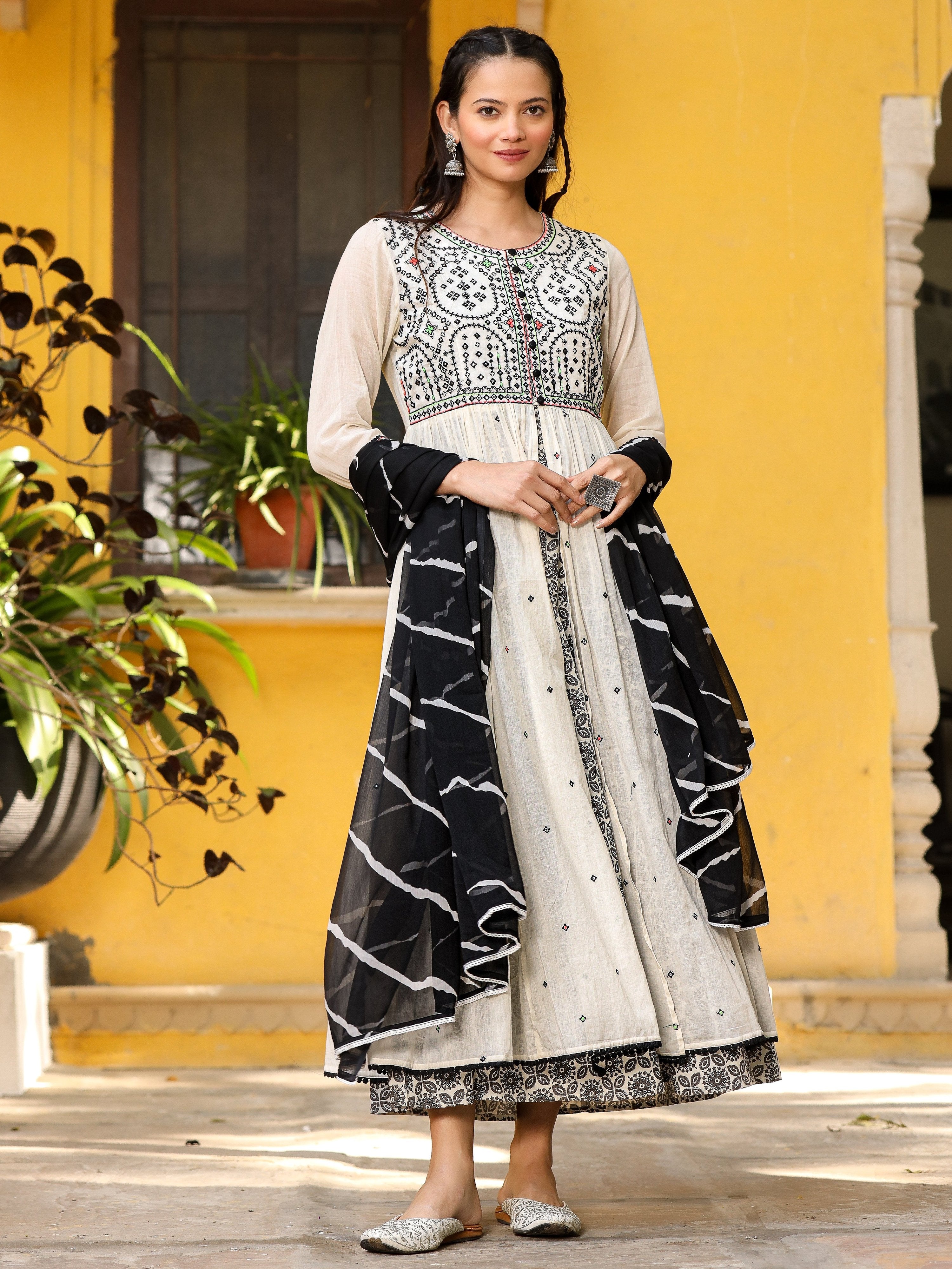 Juniper Off-White & Black Cotton Embroidered Anarkali Dress With Jacket & Tie-Dye Dupatta - Distacart