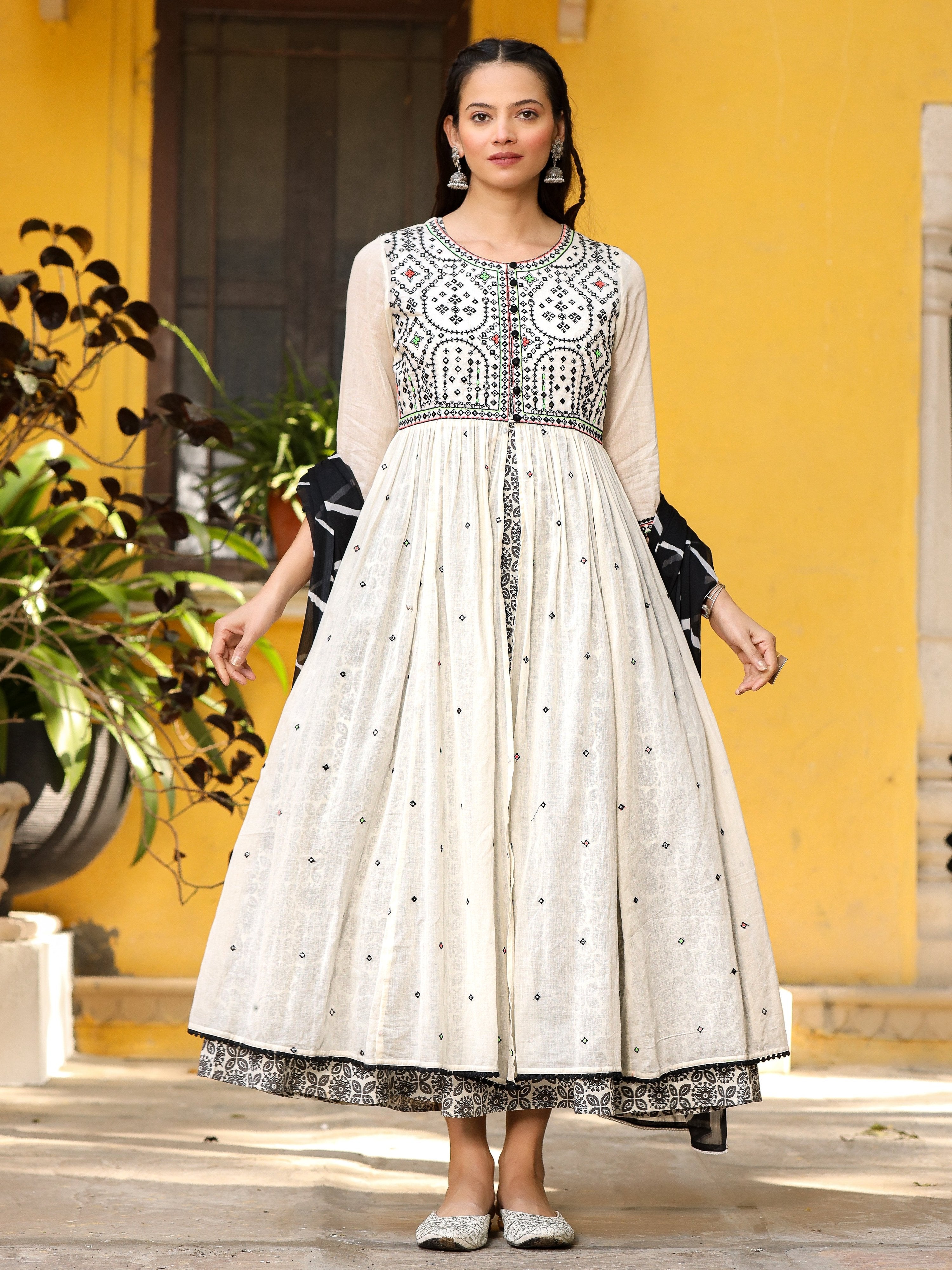 Juniper Off-White & Black Cotton Embroidered Anarkali Dress With Jacket & Tie-Dye Dupatta - Distacart