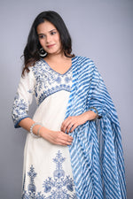 Thumbnail for Juniper Women's White Cotton Dobby Embroidered Short Kurta Palazzo & Chiffon Dupatta - Distacart