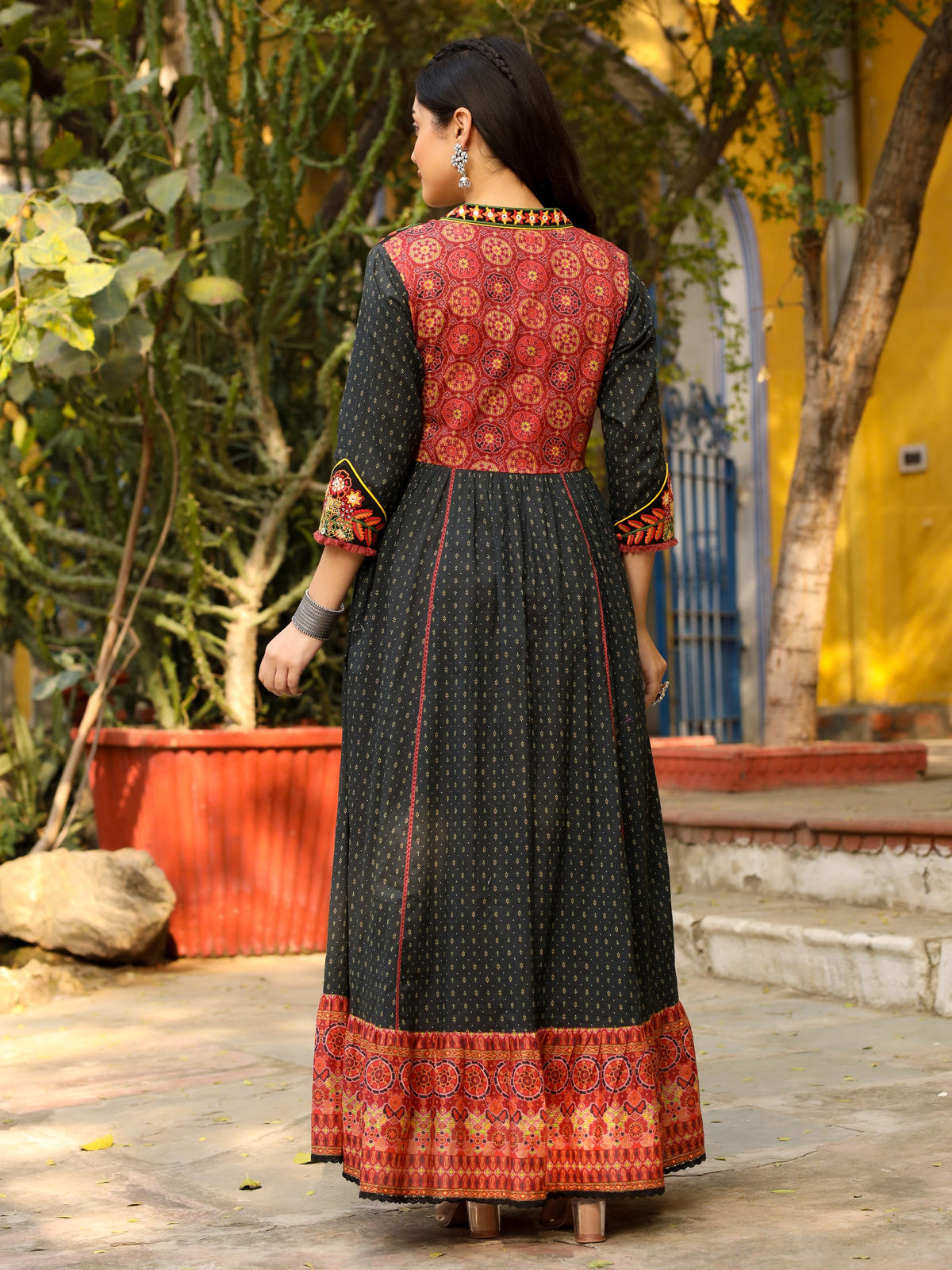 Frock Maxi Ethnic Dresses Buy Juniper Women's Black Cotton Ethnic Motif Printed Fit Flare Layered Maxi Dress With Thread Embroidery Tassels Online At Low Price Frock Maxi Ethnic Dresses Buy Juniper Women's Black Cotton Ethnic Motif Printed Fit Flare Layered Maxi Dress With Thread Embroidery Tassels Online At Low Price